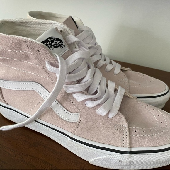Vans Off The Wall Sk8 Hi tops in blush pink - almost new - Picture 2 of 4